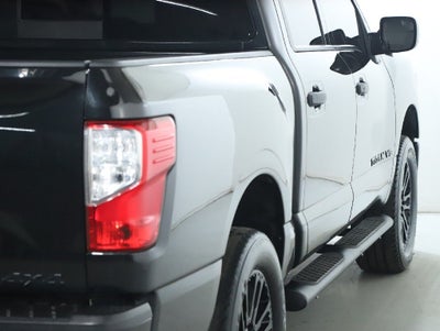 2019 Nissan Titan SL Midnight Edition 4WD
