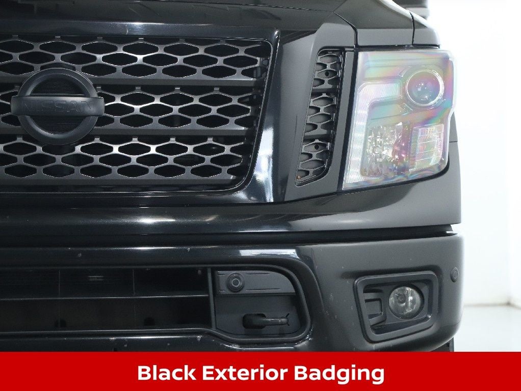 2019 Nissan Titan SL Midnight Edition 4WD
