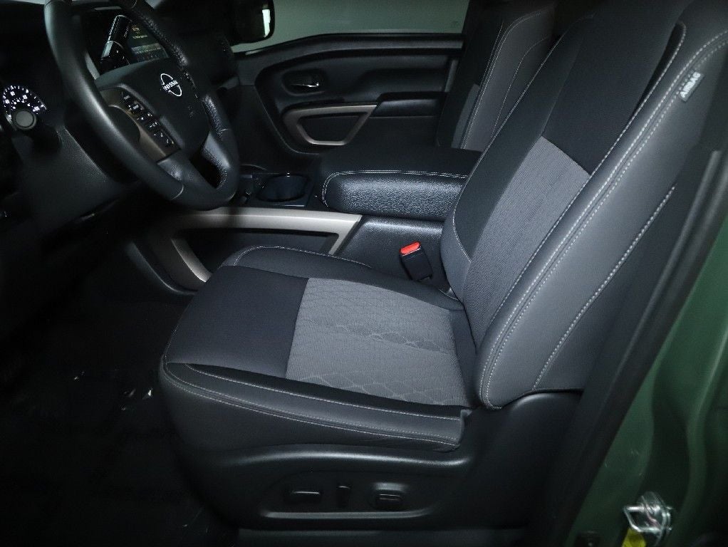2024 Nissan Titan SV Bronze Edition 4WD