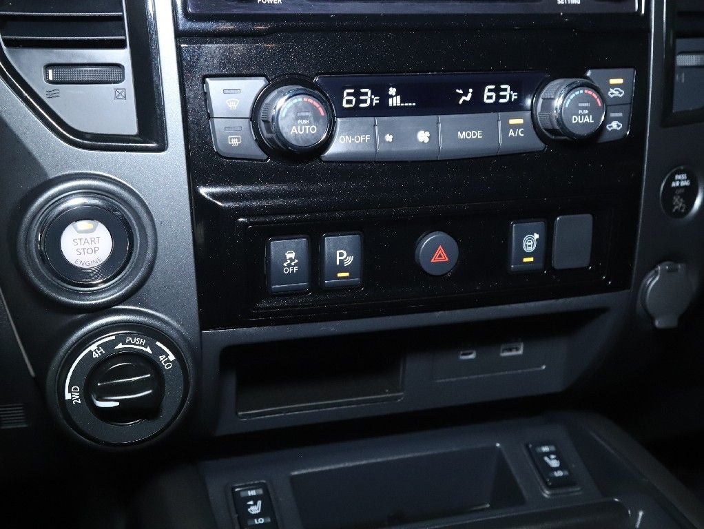 2024 Nissan Titan SV Bronze Edition 4WD