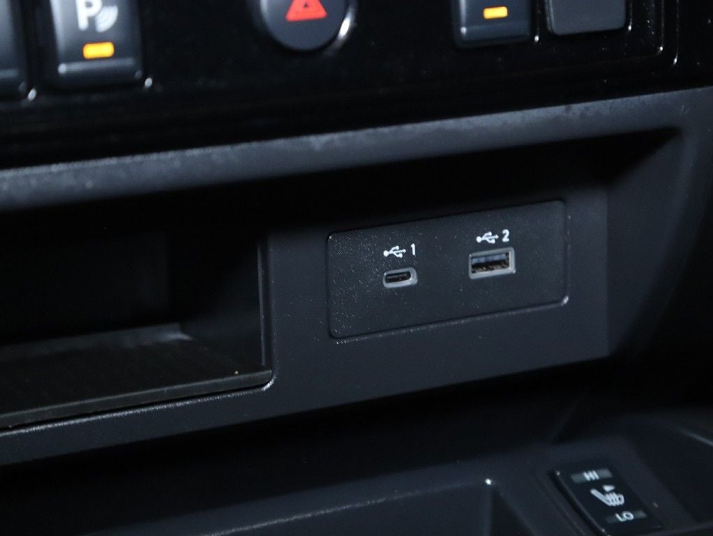 2024 Nissan Titan SV Bronze Edition 4WD