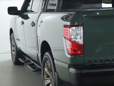 2024 Nissan Titan SV Bronze Edition 4WD