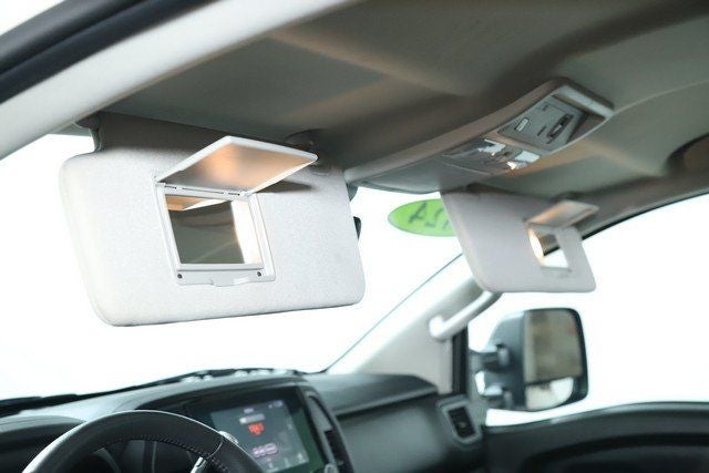 2024 Nissan Titan SV Convenience & Utility Package 4x4