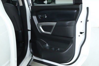 2024 Nissan Titan SV Convenience & Utility Package 4x4