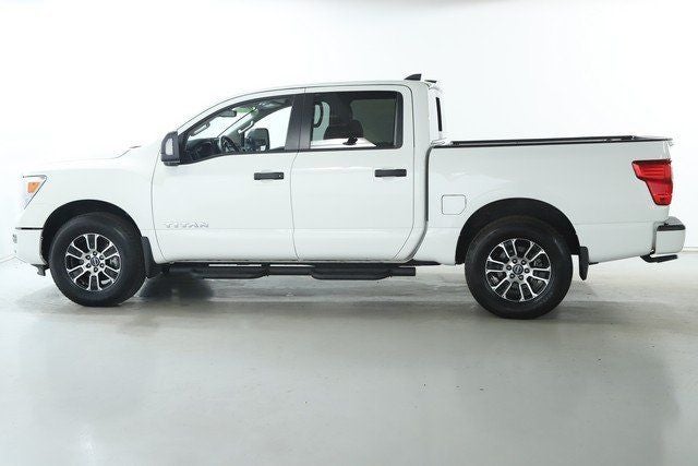 2024 Nissan Titan SV Convenience & Utility Package 4x4