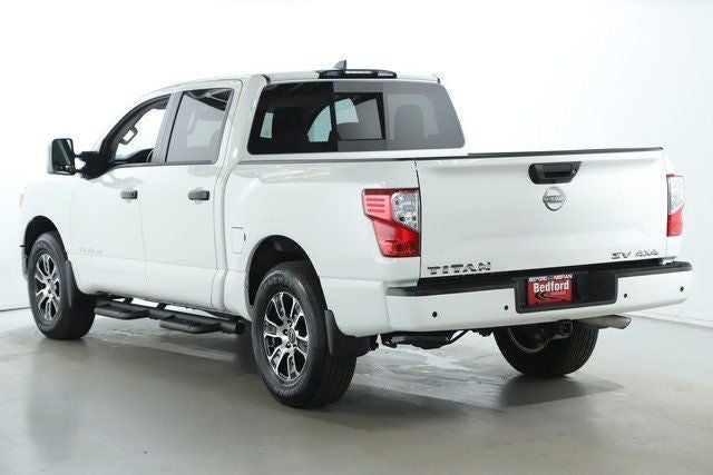 2024 Nissan Titan SV Convenience & Utility Package 4x4