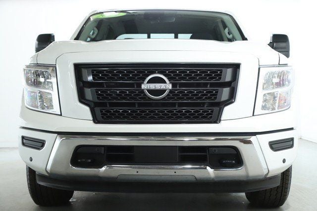 2024 Nissan Titan SV Convenience & Utility Package 4x4