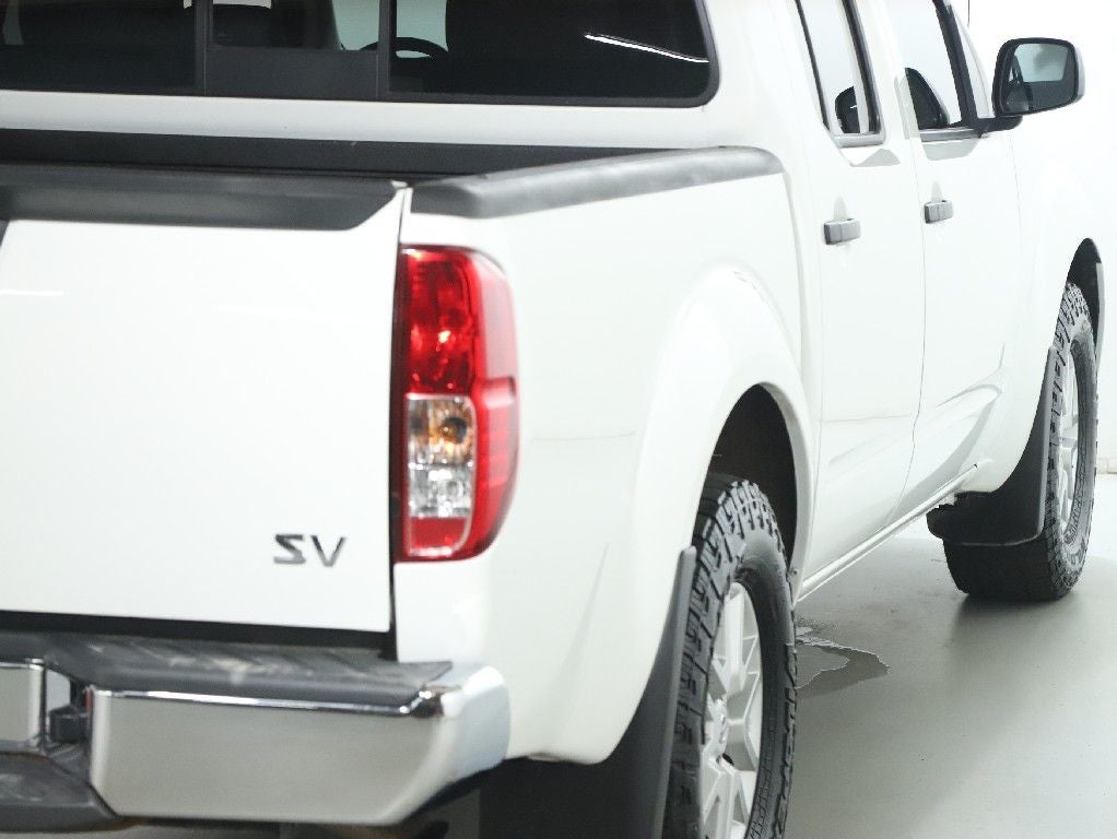 2021 Nissan Frontier SV Crew Cab