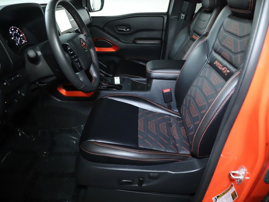 2025 Nissan Frontier PRO-4X Premium