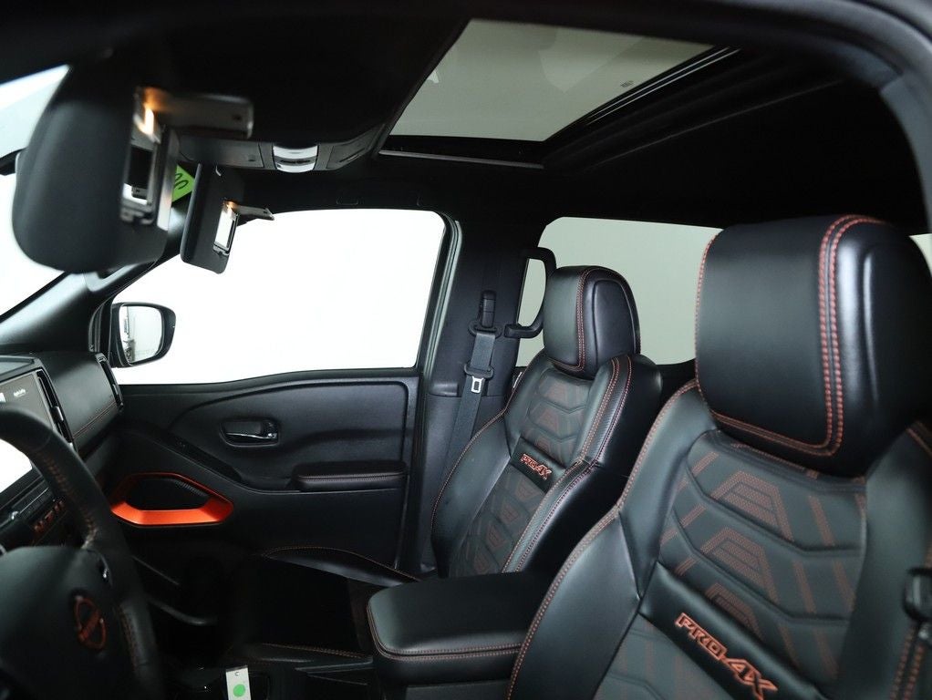 2025 Nissan Frontier PRO-4X Premium