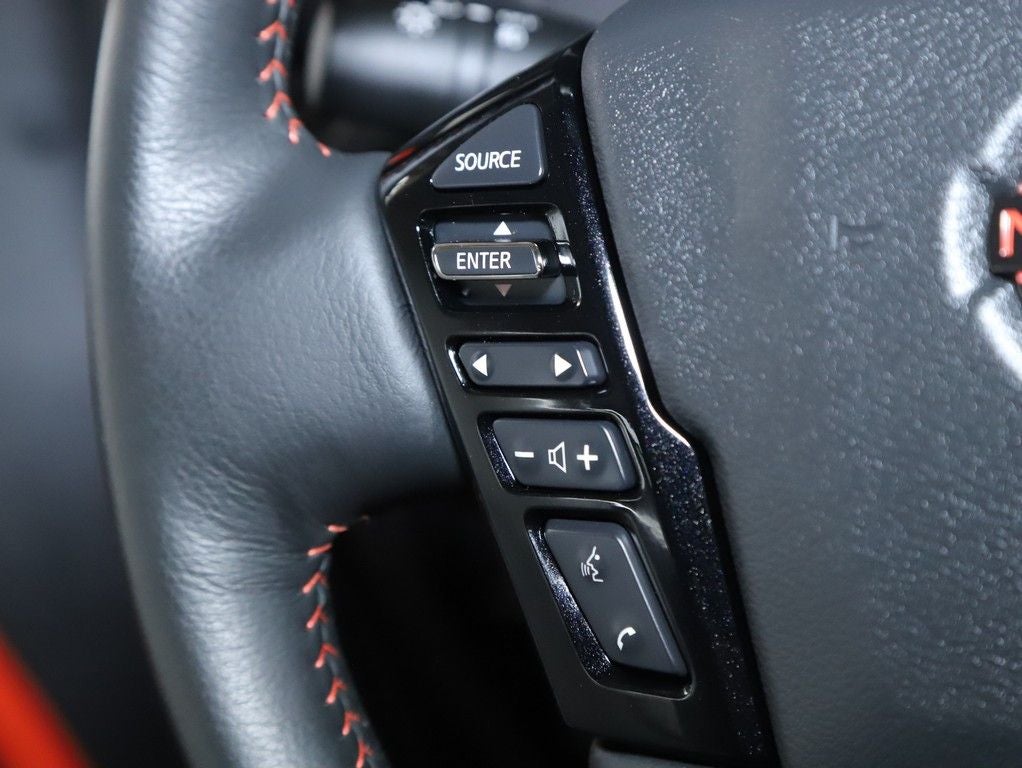 2025 Nissan Frontier PRO-4X Premium