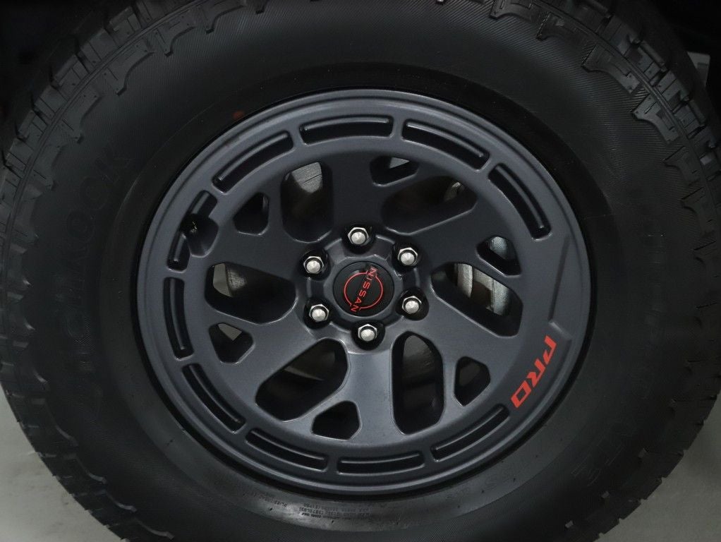 2025 Nissan Frontier PRO-4X Premium