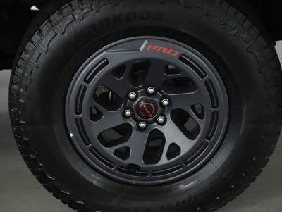 2025 Nissan Frontier PRO-4X Premium