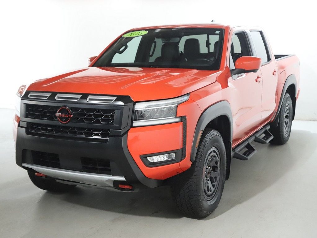 2025 Nissan Frontier PRO-4X Premium