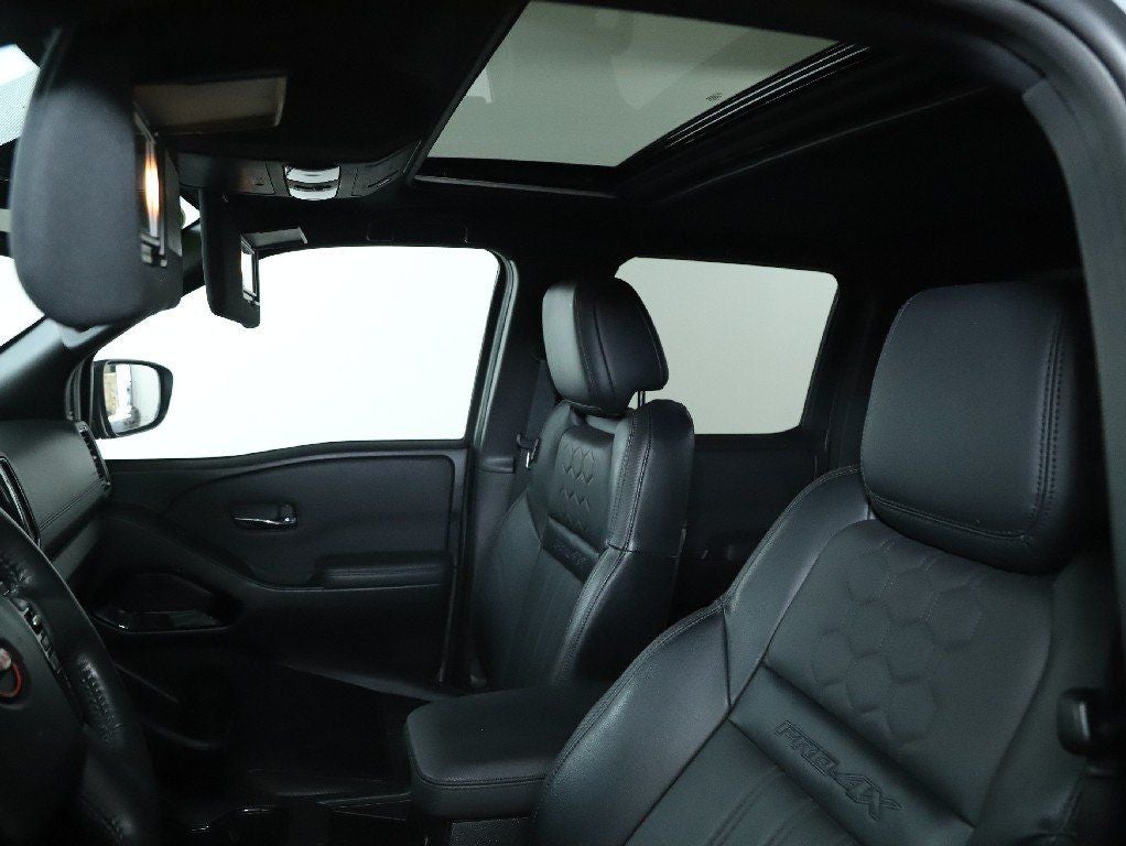 2022 Nissan Frontier PRO-4X Premium 4WD