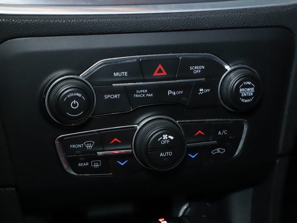 2020 Dodge Charger R/T Moonroof Blacktop Pkg.