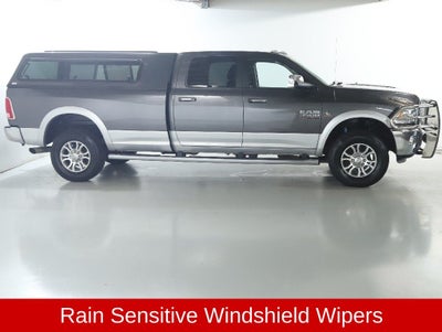 2015 RAM 3500 Laramie Crew Cab Long Bed 4WD