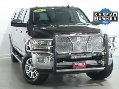 2015 RAM 3500 Laramie Crew Cab Long Bed 4WD