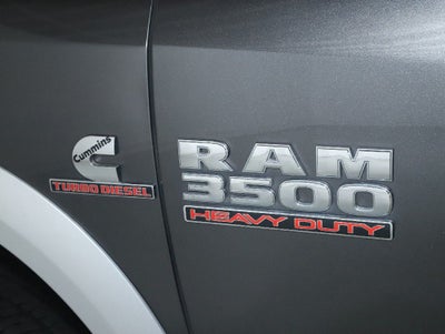 2015 RAM 3500 Laramie Crew Cab Long Bed 4WD