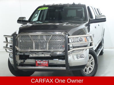 2015 RAM 3500 Laramie Crew Cab Long Bed 4WD
