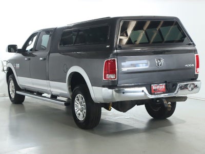 2015 RAM 3500 Laramie Crew Cab Long Bed 4WD