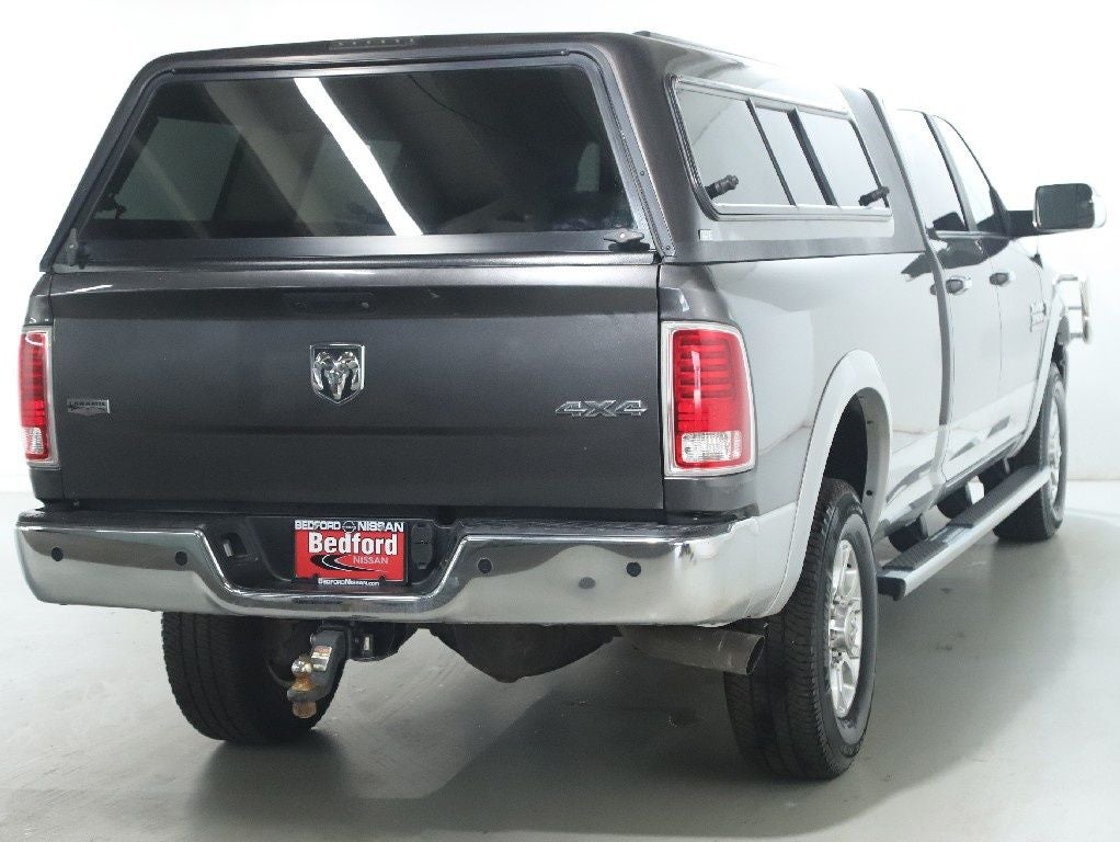 2015 RAM 3500 Laramie Crew Cab Long Bed 4WD