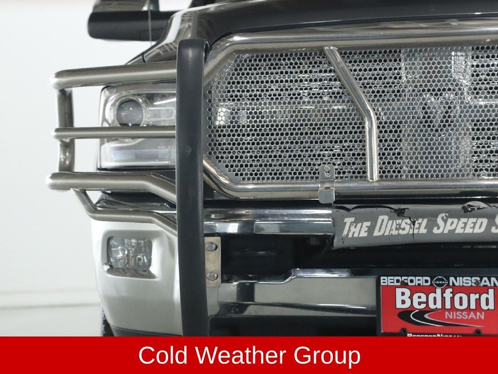 2015 RAM 3500 Laramie Crew Cab Long Bed 4WD