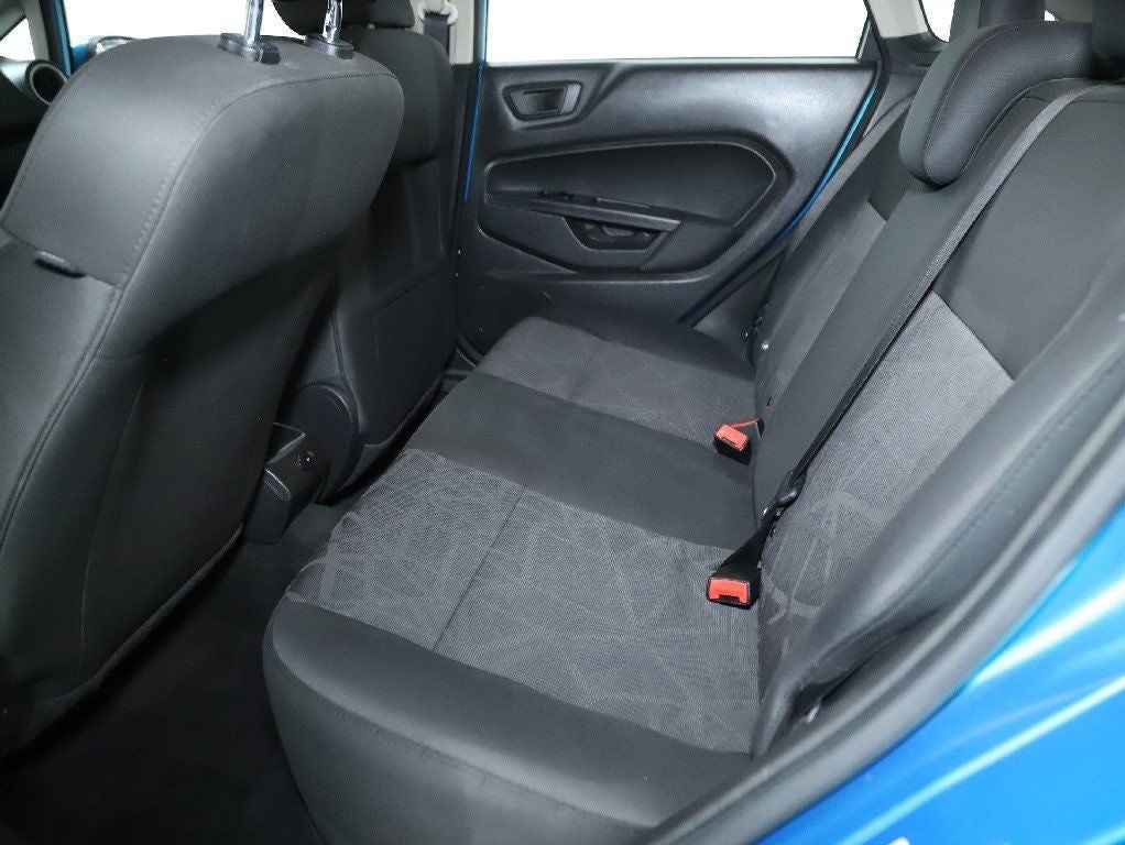 2013 Ford Fiesta SE