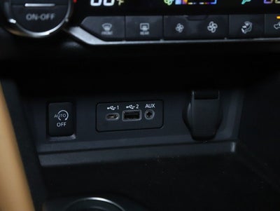 2024 Nissan Sentra SV Premium