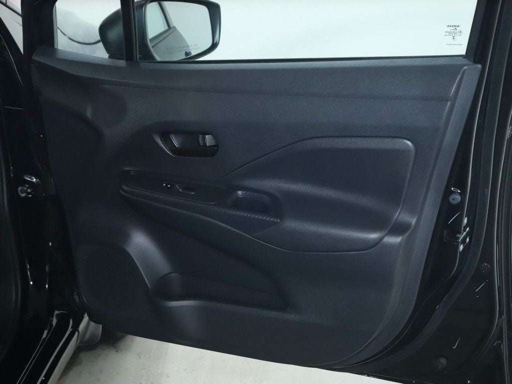 2023 Nissan Versa 1.6 S