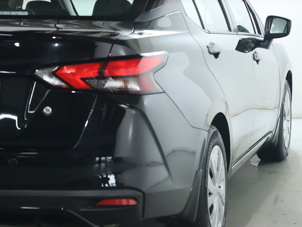 2023 Nissan Versa 1.6 S