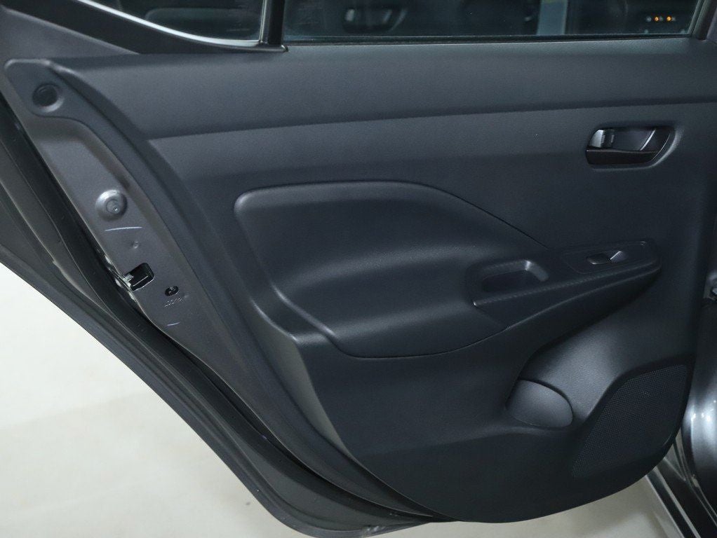 2024 Nissan Versa 1.6 S Plus Package