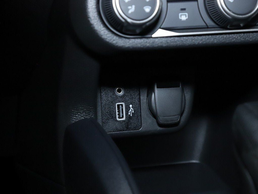 2024 Nissan Versa 1.6 S Plus Package