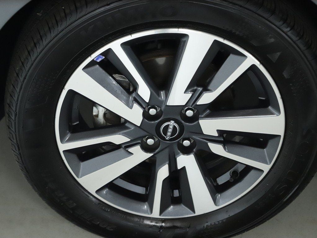 2024 Nissan Versa 1.6 S Plus Package