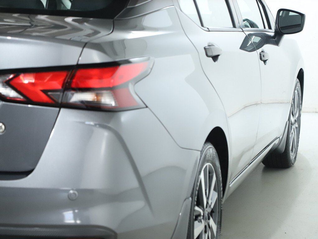 2024 Nissan Versa 1.6 S Plus Package