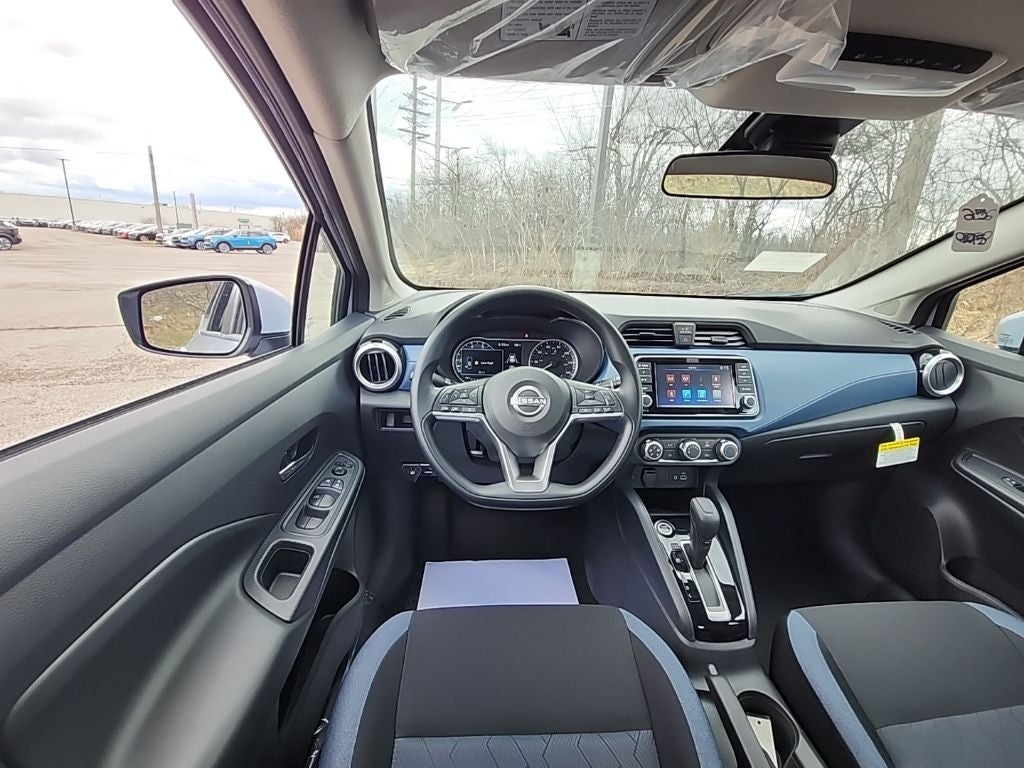 2025 Nissan Versa 1.6 SV