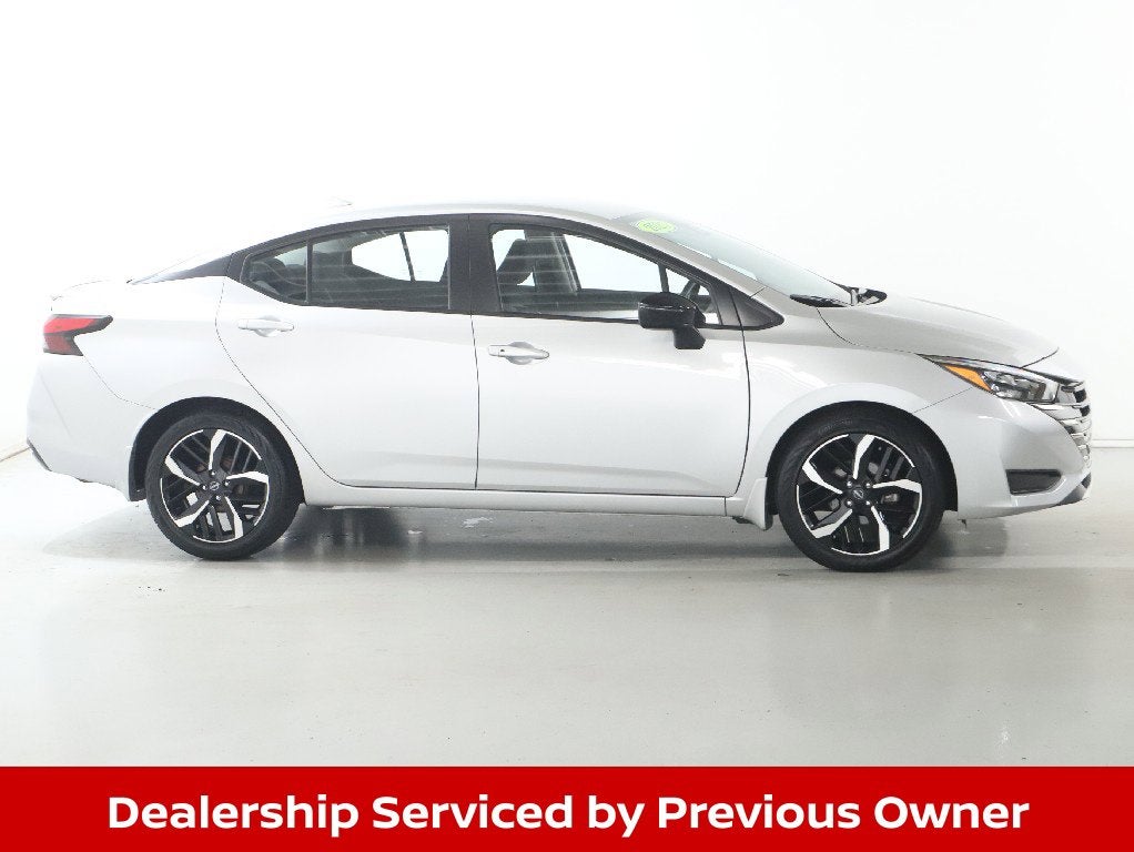 2025 Nissan Versa 1.6 SR