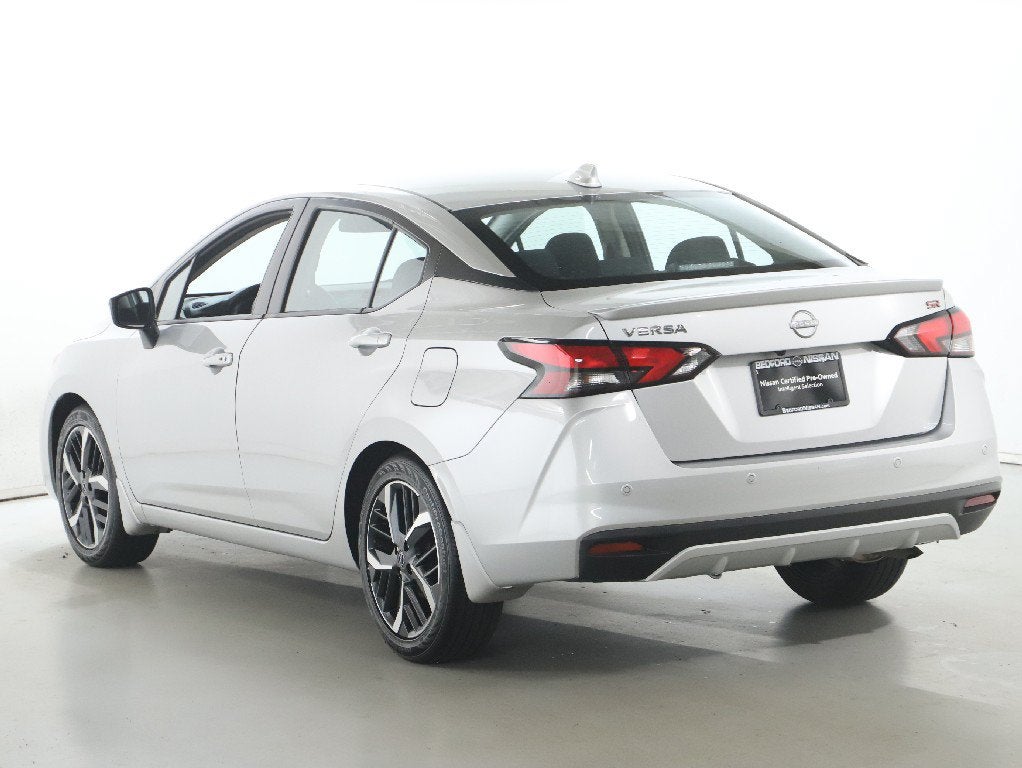 2025 Nissan Versa 1.6 SR