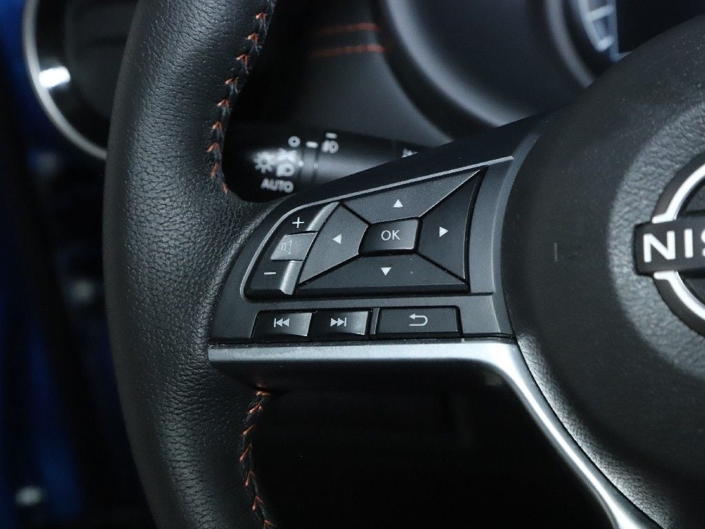 2023 Nissan Kicks SR Premium