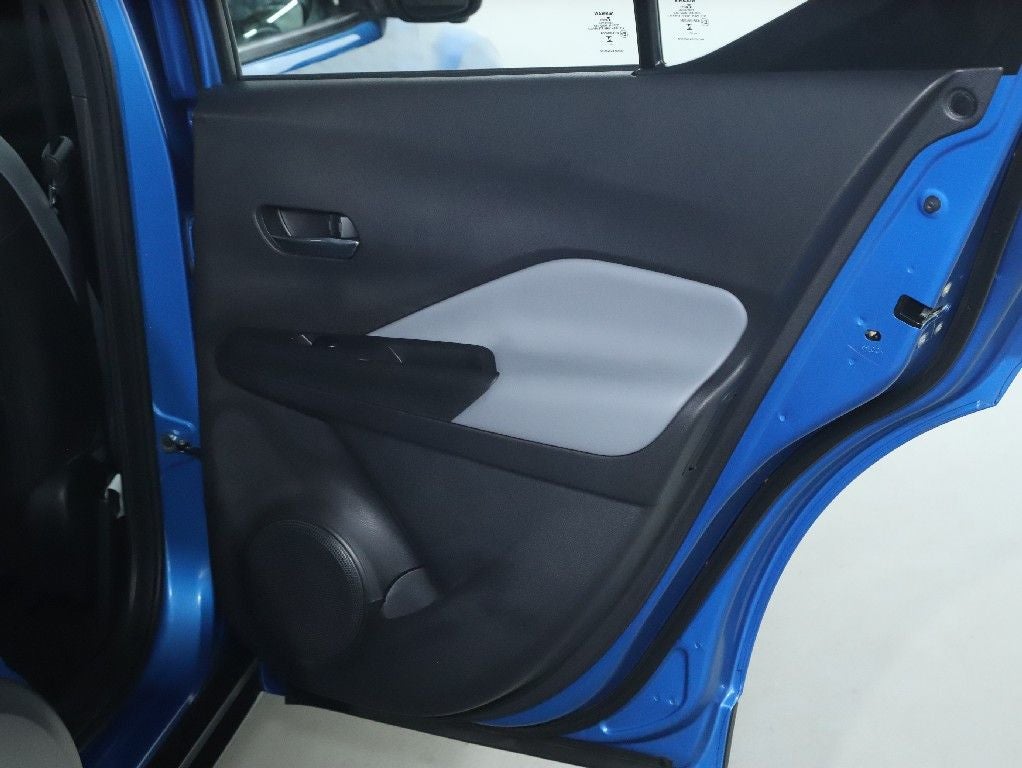 2023 Nissan Kicks SR Premium