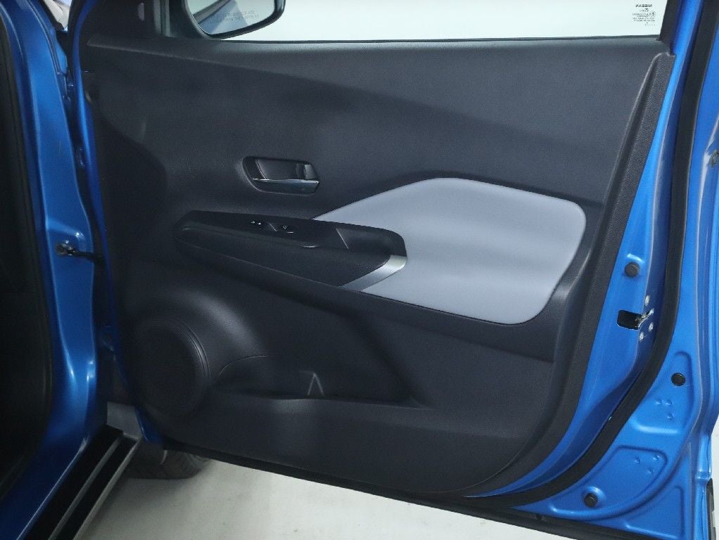 2023 Nissan Kicks SR Premium