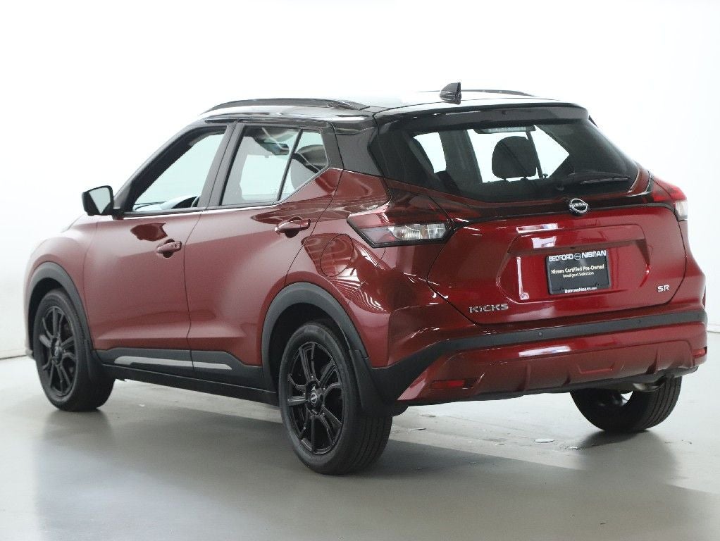 2023 Nissan Kicks SR