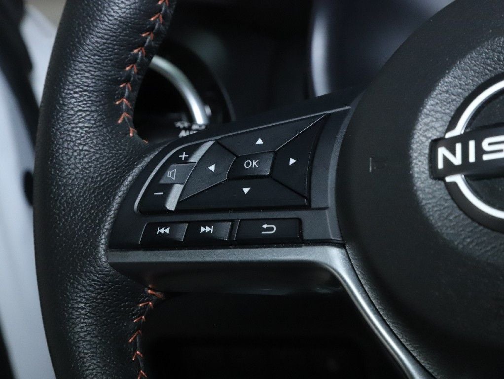 2023 Nissan Kicks SR Premium