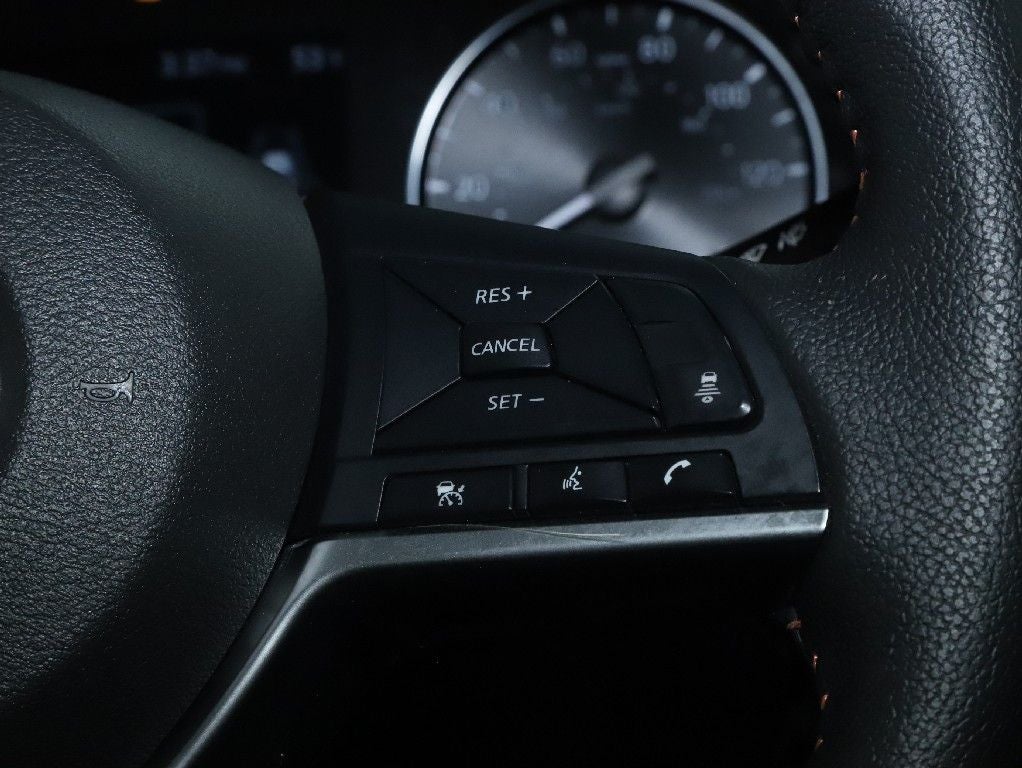2023 Nissan Kicks SR Premium