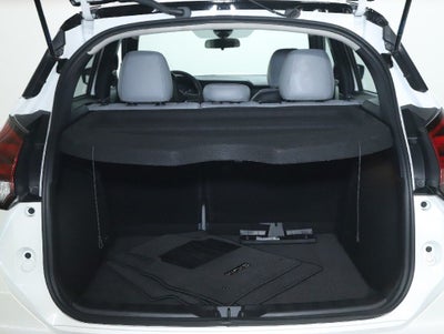 2023 Nissan Kicks SR Premium