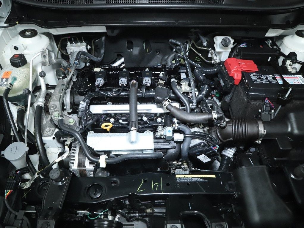 2023 Nissan Kicks SR Premium