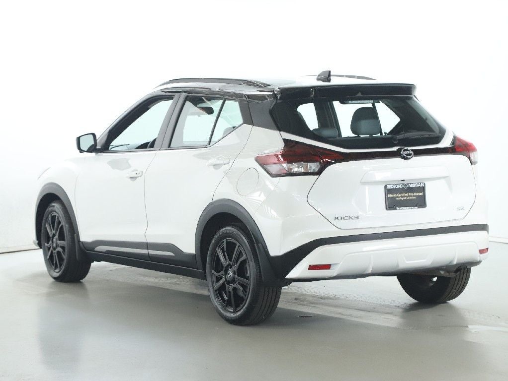 2023 Nissan Kicks SR Premium