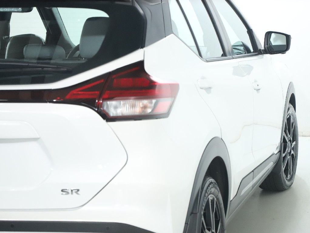 2023 Nissan Kicks SR Premium