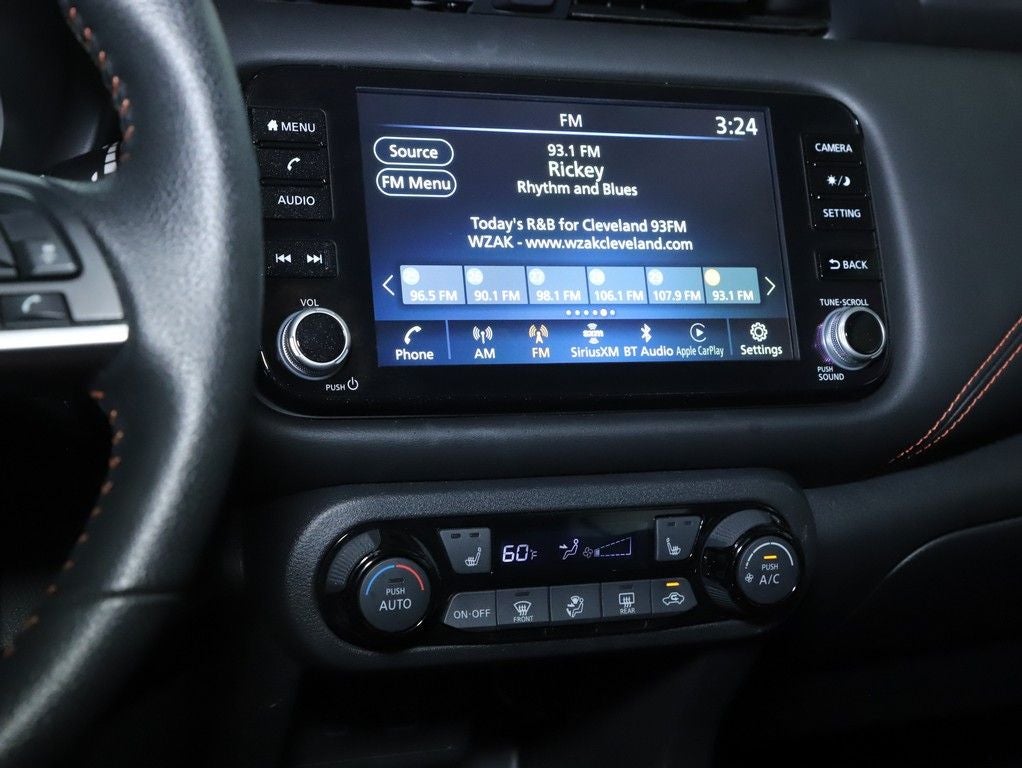 2023 Nissan Kicks SR Premium