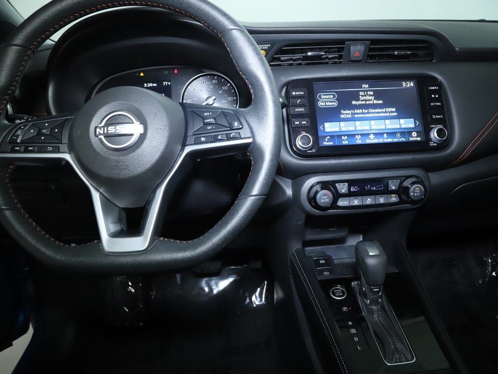 2023 Nissan Kicks SR Premium